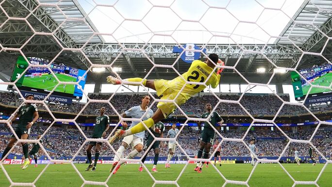 Foci-vb: Uruguay nem bírt a szaúdiakkal, megosztozott a pontokon Irán és Új-Zéland is