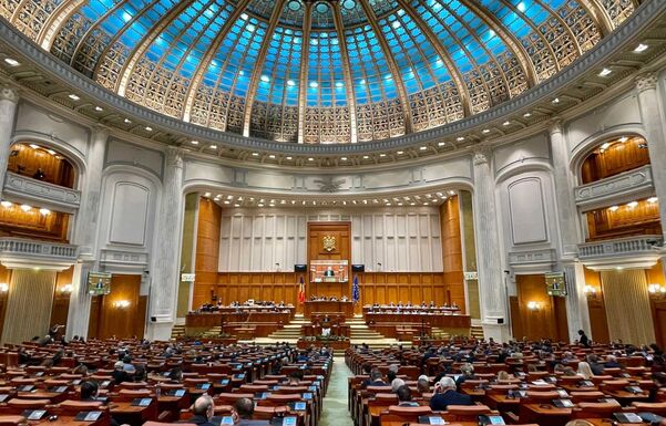 Az AUR nem szavazza meg a Veştea-kormányt, új választásokat akar