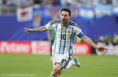 Foci-vb: Messi triplájával könnyed sikerrel rajtoltak az argentinok