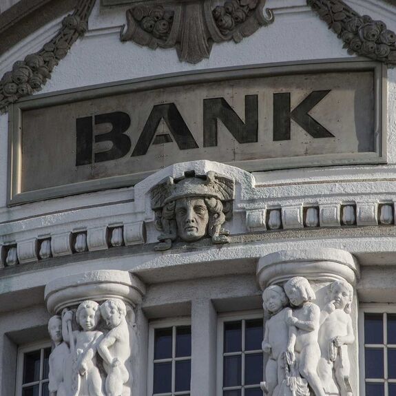 A Versenytanács torkának ugrottak a megbírságolt bankok