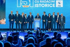 Lejárt a ultimátum: kizárja öt tagját a PNL