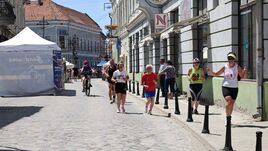 Kánikulában a hősök emlékéért: idén is lefutották a Gábor Áron Emlék-maratont Kézdiszéken