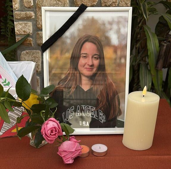 Vádat emeltek a törvényszéken a 18 éves lány gyilkosa ellen
