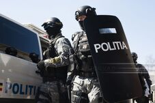 Tömegverekedés a Maros partján – Öt férfit és két nőt őrizetbe vettek