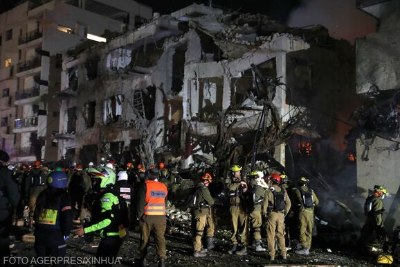 FRISSÍTVE – Iráni konfliktus: Trump megtorlást ígér – Több izraeli meghalt iráni rakétatámadások miatt