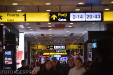 Közel-keleti válság: 23 járatot töröltek csütörtökön a bukaresti repülőtereken