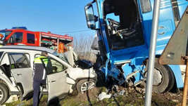 Kamionnal ütközött egy kisautó – Két nő az életét vesztette