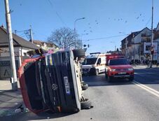 Mentőautó ütközött személygépkocsival