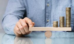 Keményebb ellenőrzéseket ígér az adóhatóság – A magánszemélyek is górcső alatt