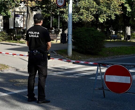 Hangosan szeretkező szomszéd és esküvői limuzin miatt is panaszkodtak a sepsiszentgyörgyiek