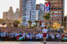 Kuba az összeomlás szélén áll, Trump a szigetország elfoglalásáról beszélt  