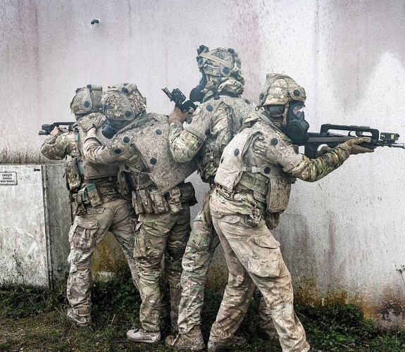 A NATO kivonta iraki missziójának személyzetét Európába