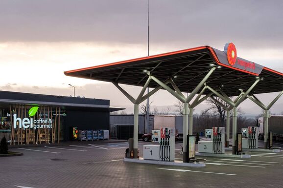 Újabb drágulás – Mennyivel nőtt az üzemanyagár egyetlen éjszaka alatt?