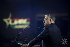 Orbán szerint az európai demokrácia haldoklik