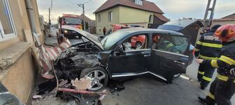 Súlyos baleset Székelyudvarhelyen – A sofőrt eszméletlenül szállították kórházba