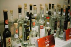 Ákovita: április 10-ig lehet leadni a gyümölcspárlatok, pálinkák mintáit