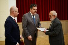 Kiválósági okleveleket adtak át jeles szatmári személyiségeknek