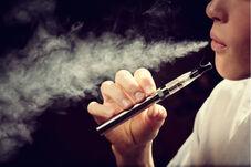 Tervezet: megtiltanák bármilyen nikotintartalmú termék használatát a 18 éven aluliaknak