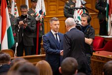 Sulyok Tamás: Egyre világosabban körvonalazódik a hatalomközpontosítás