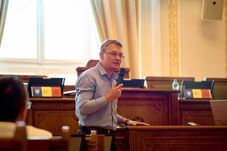 Valótlan állítások és gyalázkodások miatt perelték be Csomortányi Istvánt   
