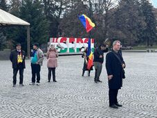 Nem hátrál a szélsőséges nacionalista: Tîrnoveanuék Sepsiszentgyörgyön tüntetnek pénteken