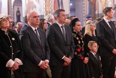 Romániai jövőkép: sírásókból megmentők?   