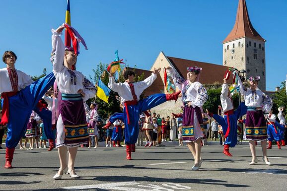 Nemzetközi Folklórfesztivál zajlik Nagyenyeden (VIDEÓ)