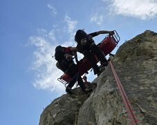 Magyar állampolgárságú nő sérült meg a Székelykőnél, riasztották a hegyimentőket