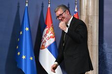 Kormányfőként térne vissza Vucsics, szavazókat veszíthet a VMSZ 
