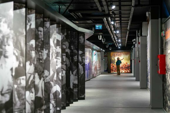Idősebbeknek emlék, fiataloknak történelem – Ingyen látogatható a sepsiszentgyörgyi Vörös Csillag Múzeum