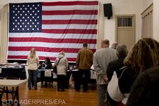 Republikánus bástyákban is esélyesek a demokraták az amerikai szenátusi választáson