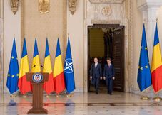 Három pártot igyekszik meggyőzni Luca Niculescu csütörtökön 