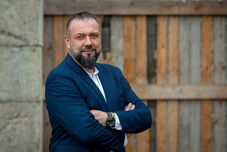 Pál D. Attila folytatná a munkát, de nem jelentkezhet a marosvásárhelyi színház igazgatói tisztségére
