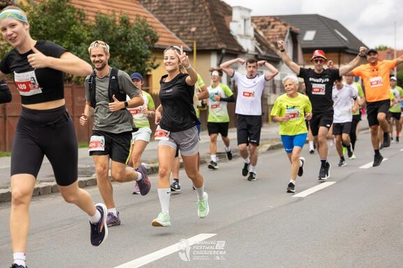 Rekordszámú résztvevővel rajtol a csíkszeredai Running Festival