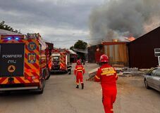 Tűz pusztított egy brassói autószervizben