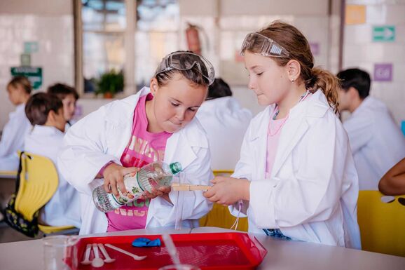 Kezdődik a sepsiszentgyörgyi MindFormers: a diákoké a délelőtt, mindenkié a délután