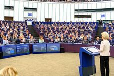 Ursula von der Leyen szerint az EU „nyíltan ellenséges világgal” néz szembe