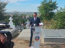 Sokkoló felfedezés Slatinán: A pandémiában elhunytak holttesteit találták meg zsákokban (VIDEÓ)