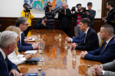 Számíthat-e még Vučić a Vajdasági Magyar Szövetségre?