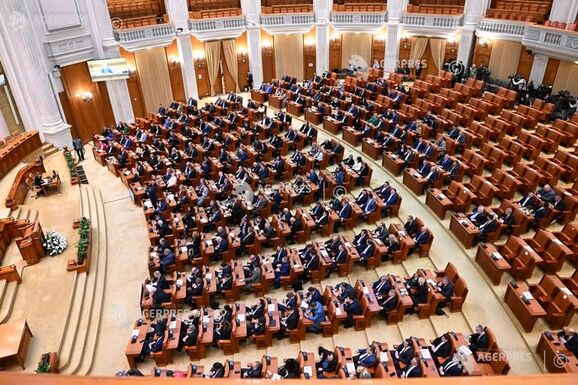 Kezdődik a miniszterjelöltek meghallgatása – Szerdán dönthetnek a Mureşan-kormány sorsáról
