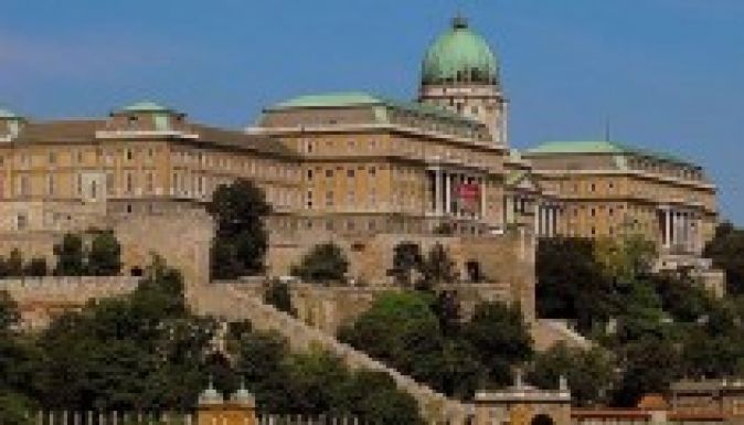 Mesterségek ünnepe és kenyérszentelés Buda várában