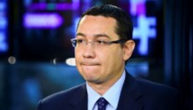 Értelmiségiek kérik Ponta doktori címének megvonását