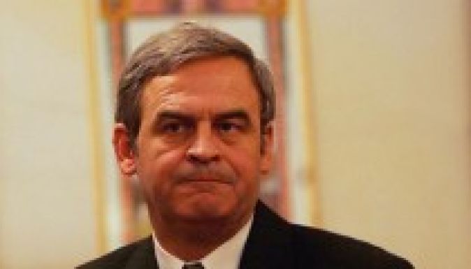 Felkapta a Tőkés Lászlóról írt könyvet a román sajtó