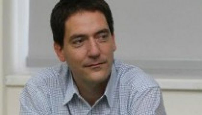 RMDSZ: börtönben a helye a magyar zászló égetőinek