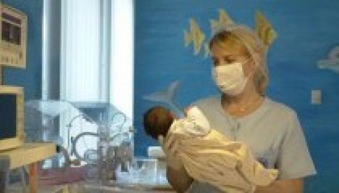 Romániában az újszülöttek fele császármetszéssel jön a világra