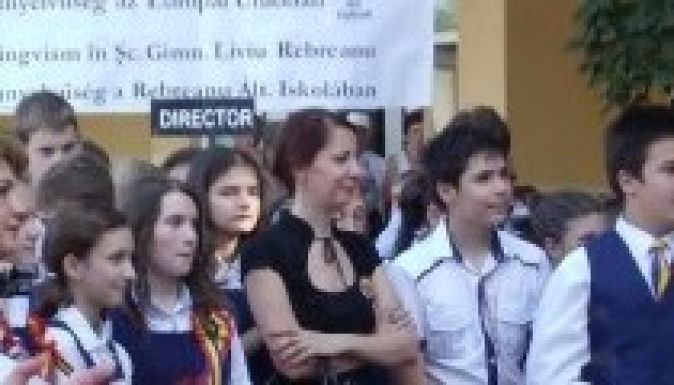 Letámadták a magyar szülőket a Liviu Rebreanu iskola tanévzáróján