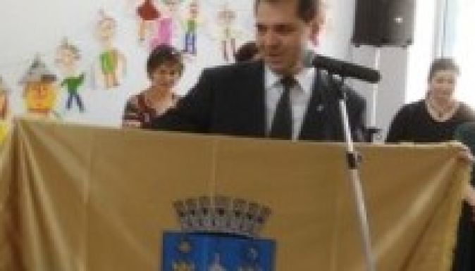 Szentgyörgy zászlaja: civilek segítségét kéri Antal Árpád