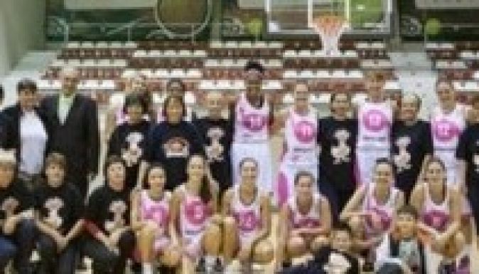 Kosár világbajnokságra mennek a szentgyörgyi „öreg tyúkok”