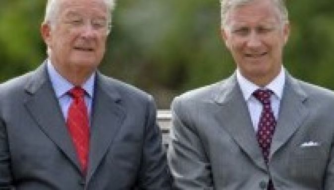 Két hét múlva lemond fia javára II. Albert belga király