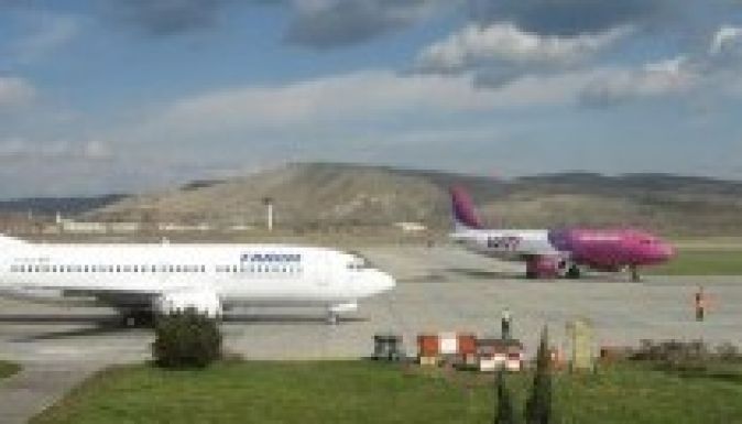 Gyűlnek az aláírások egy székelyföldi repülőtérért